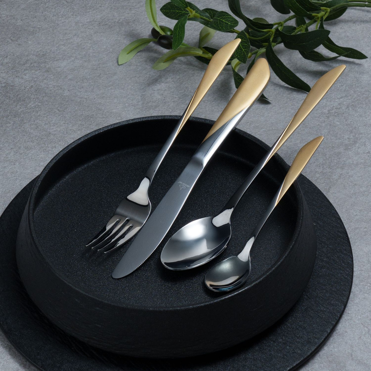 طقم أدوات مائدة أرشيا من الفولاذ المقاوم للصدأ، 48 قطعة، ذهبي وفضي - الصورة 5